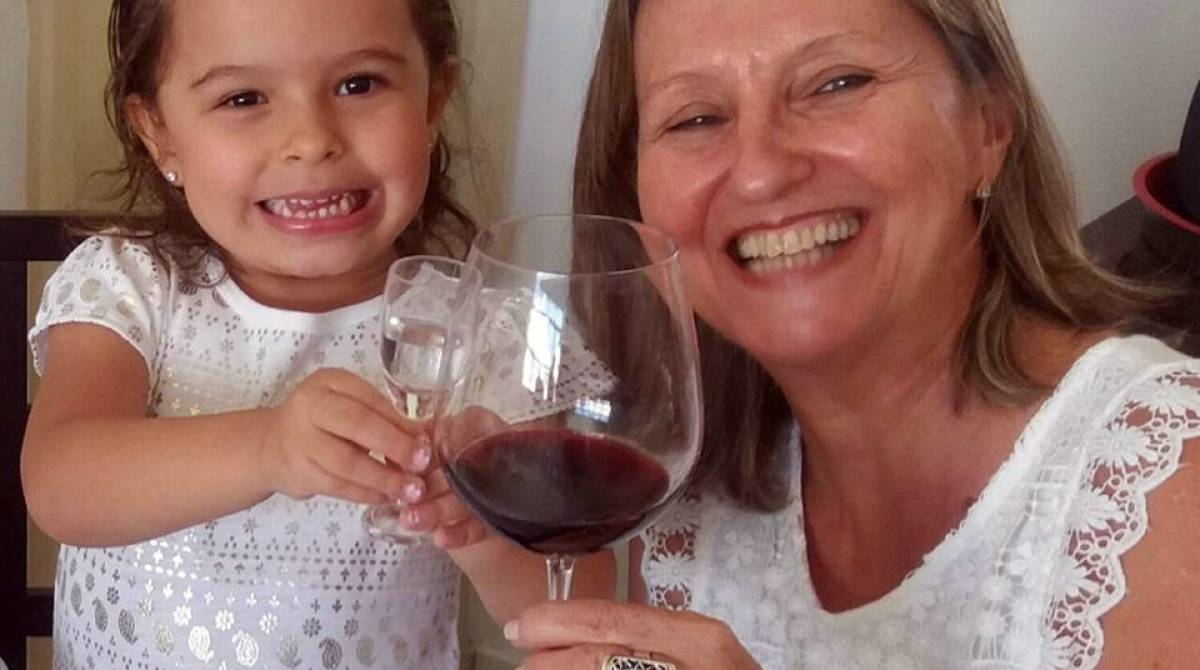 As duas são procuradas pela família desde o fim da noite desta segunda