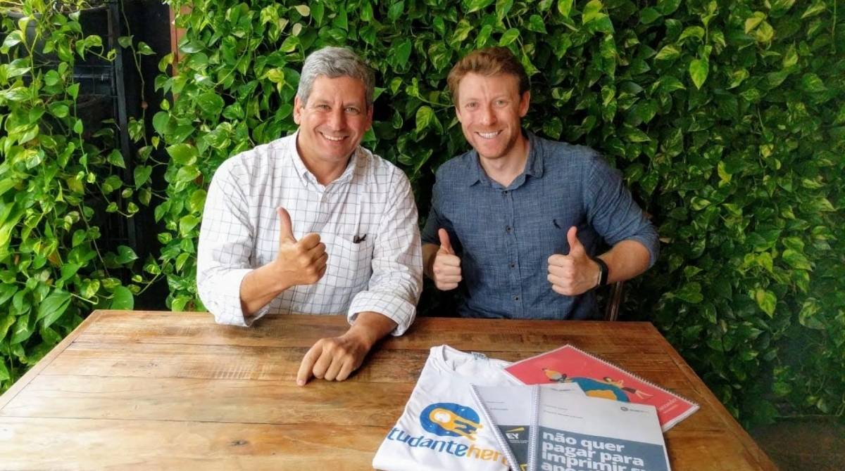 Gustavo Leme e Moritz Wolff, fundador da startup Estudante Herói