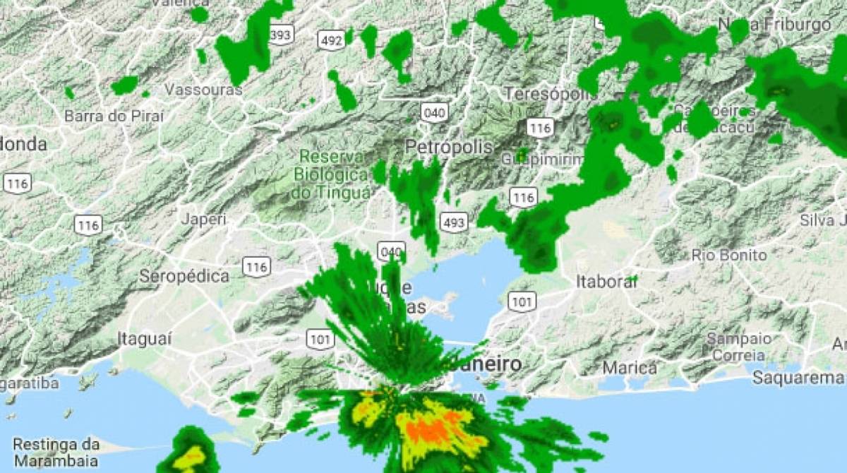 Os núcleos de chuvas às 6h45