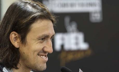 Cássio se recupera de lesão e fica à disposição para a final da Copa do Brasil