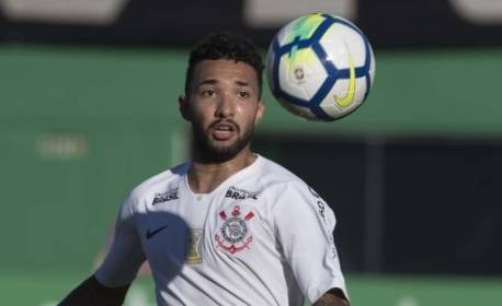 Ex-atacante do Corinthians foi oferecido ao Fluminense antes das chegadas de Marrony e Alan