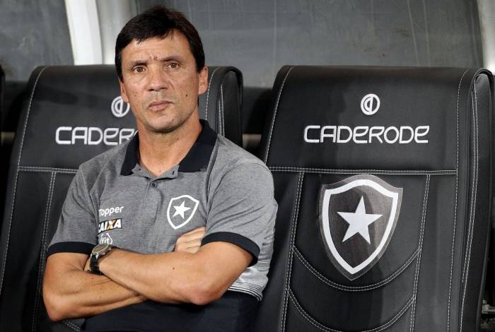 Zé Ricardo treinou o Botafogo entre agosto de 2018 e abril 2019
