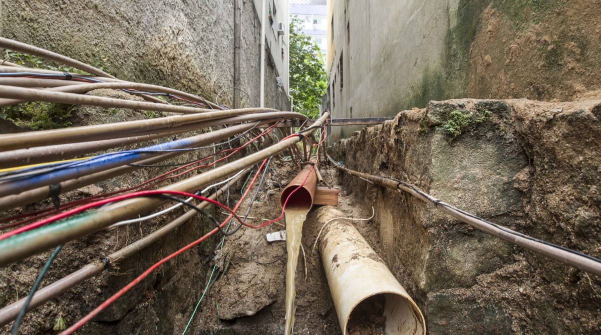 Rio de Janeiro, 14 de abril, Muzema. Desabamento no bairro Muzema, seguem as buscas pelo domingo. Foto Marcio Mercante / Agencia O Dia.