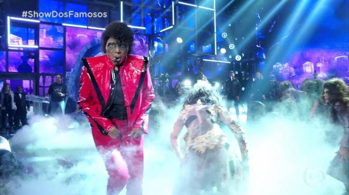 Ludmilla caracterizada de Michel Jackson 
