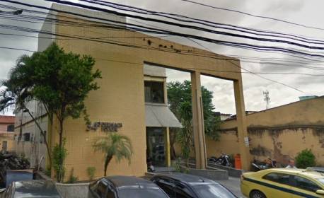 Homem morre após troca de tiros com policiais em Bangu