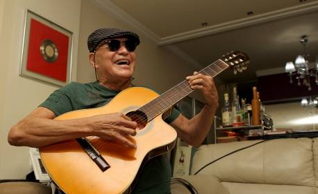 Cantor Bebeto enfrenta dificuldades financeiras após segundo AVC