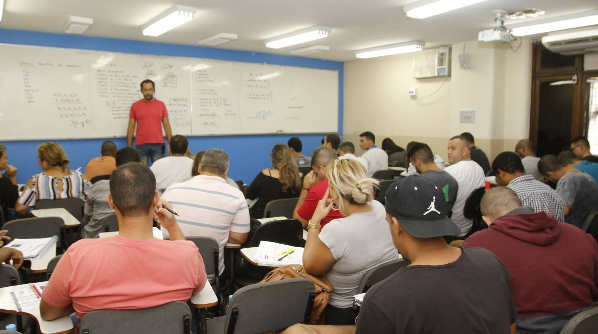 Rio de Janeiro - RJ  - 16/04/2019 - Concurso Publico - O Presidente Jair Bolsonaro decreta o fim do concurso publico na area federal para o ano de 2020 - foto: Reginaldo Pimenta / Agencia O Dia - Reginaldo Pimenta / Agencia O Dia