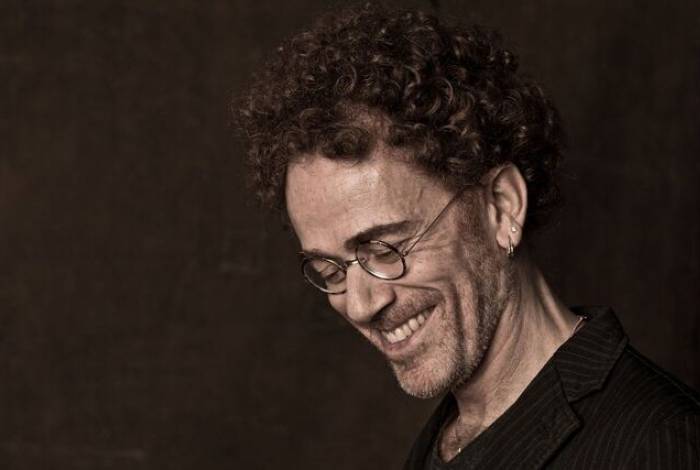 Nando Reis: 'Tenho profunda admiração pelas músicas do Roberto, sempre dialogaram com a minha vida' - Jorge Bispo / Divulgação