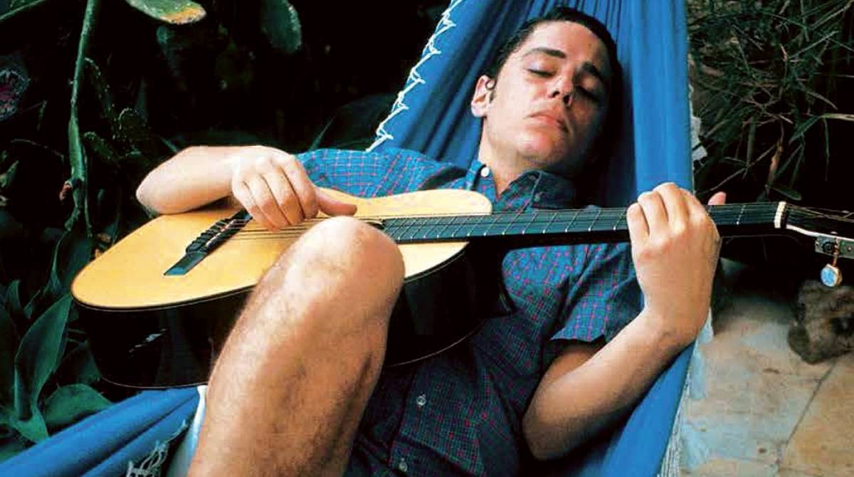 Livro \'Revela-te, Chico - Uma Fotobiografia\'