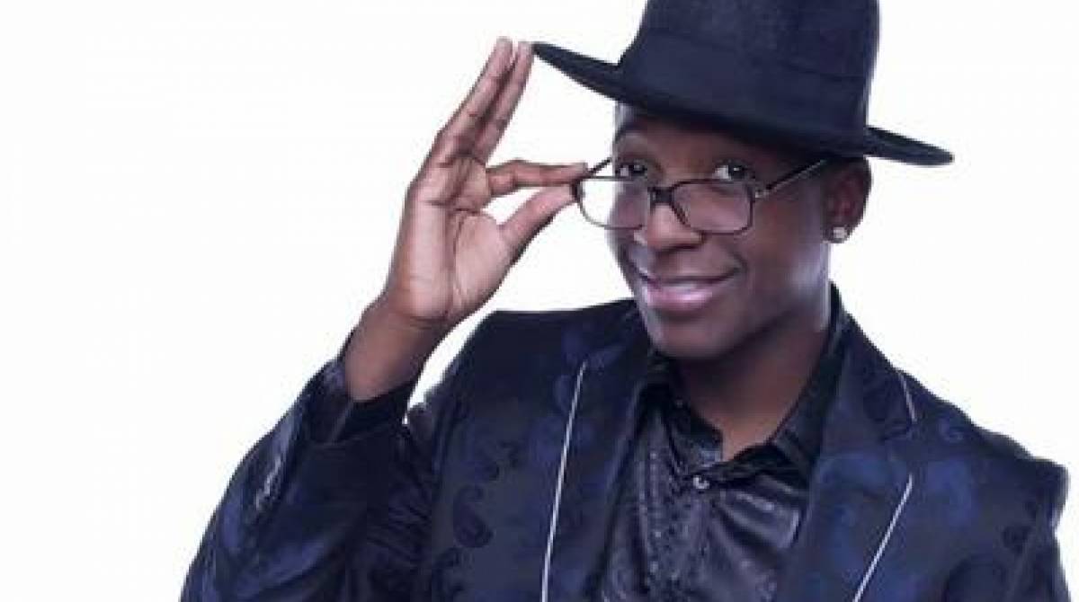 Mumuzinho em feijoada da Unidos de Padre Miguel