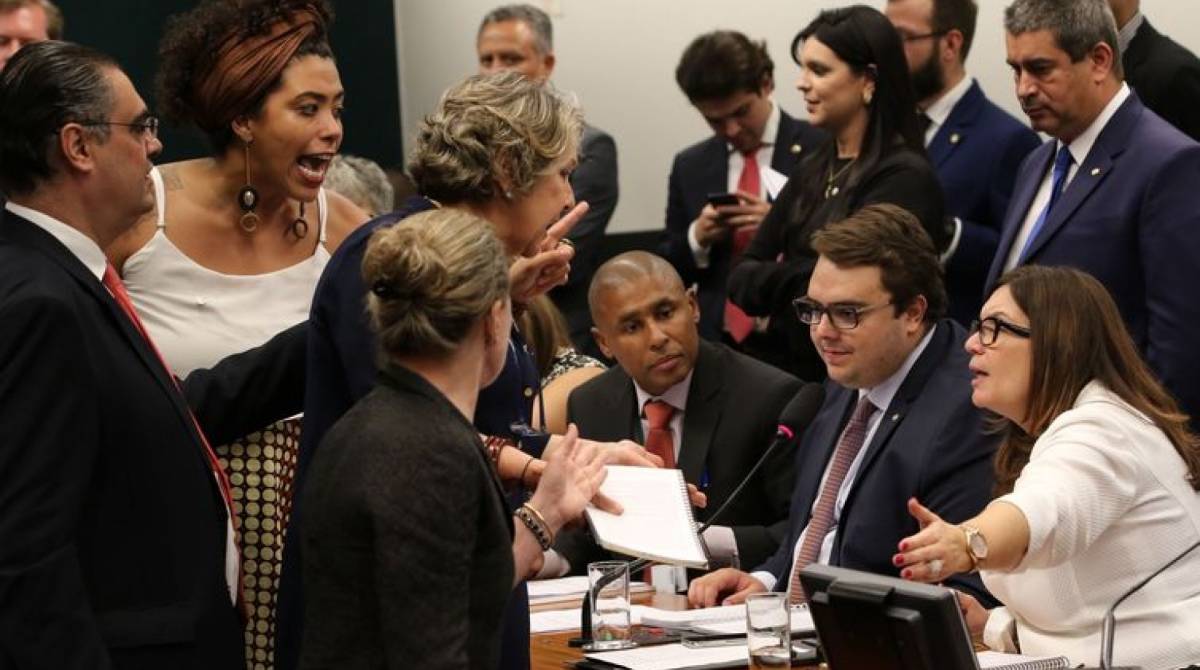 Reunião da Comissão de Constituição e Justiça (CCJ) da Câmara dos Deputados destinada a votar o parecer da reforma da Previdência. - Fabio Rodrigues Pozzebom/Agência Brasil