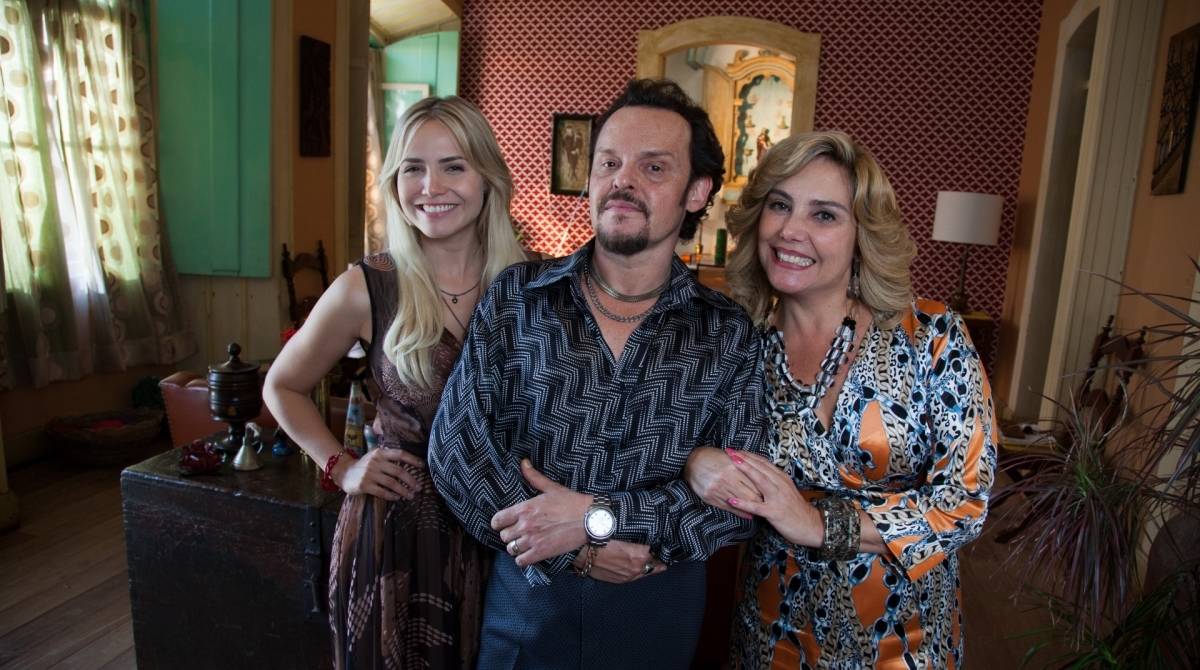 Marylin (Letícia Colin), Olegário ( Matheus Nachtergaele), Socorro (Heloísa Périssé)