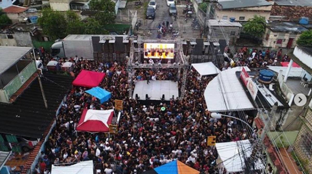 Baile da Gaiola, na Vila Cruzeiro, Zona Norte do Rio - Reprodução Instagram