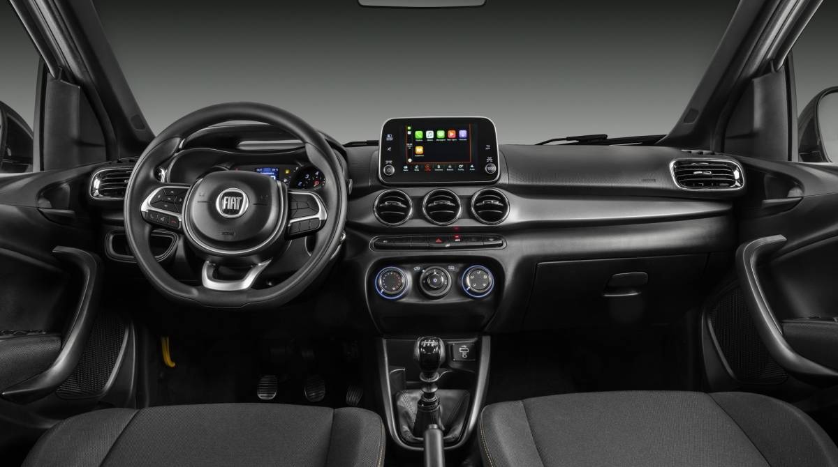 Central multimídia utilizada na versão é a Uconnect de sete polegadas