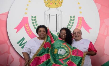 Estação Primeira de Mangueira completa 93 anos: 'Metáfora viva da nossa resistência e do nosso amor'