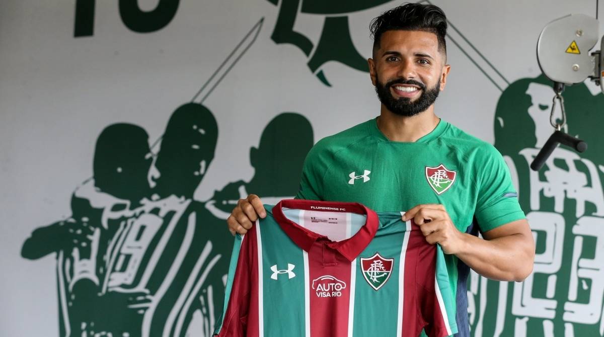 Atacante Guilherme foi anunciado pelo Tricolor. Ele estava 
no Bahia - LUCAS MERÇON