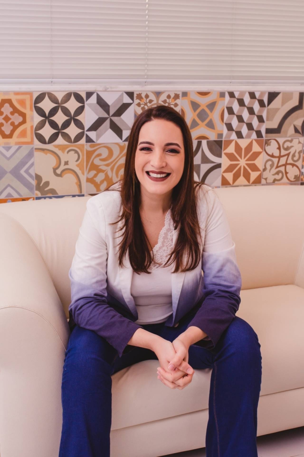 A psicoterapeuta e youtuber Isa Minatel  - Divulgação