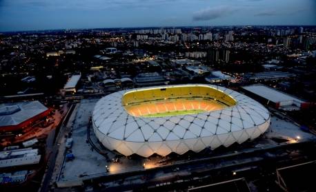 Governador descarta Brasil x Uruguai na Arena da Amazônia