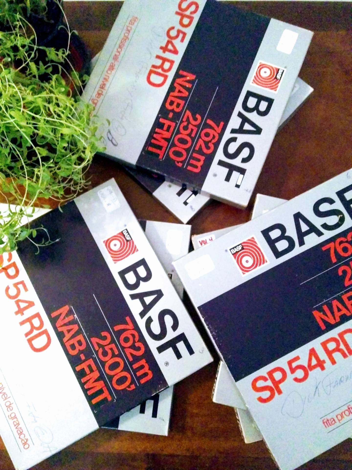 As fitas de rolo que guardam gravações inéditas de Dick Farney