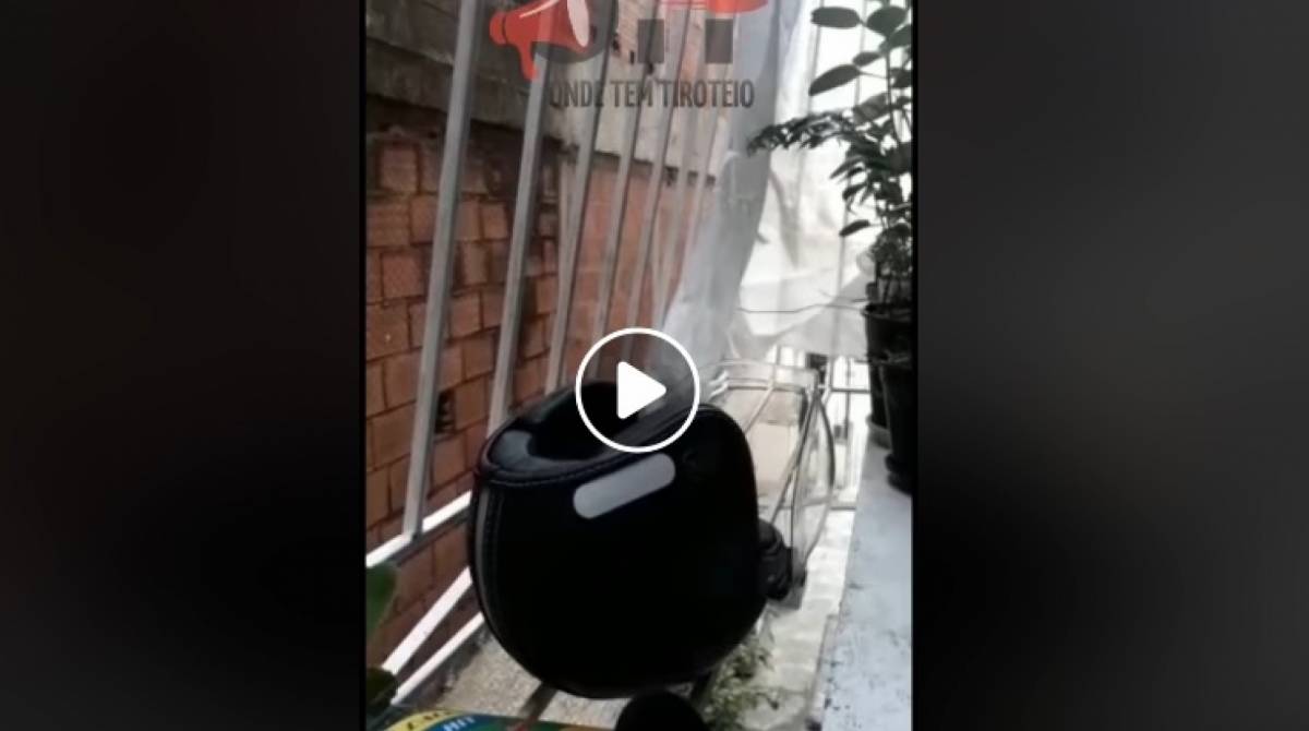 Vídeo mostra tiroteio na região da comunidade Morro dos Macacos - Reprodução