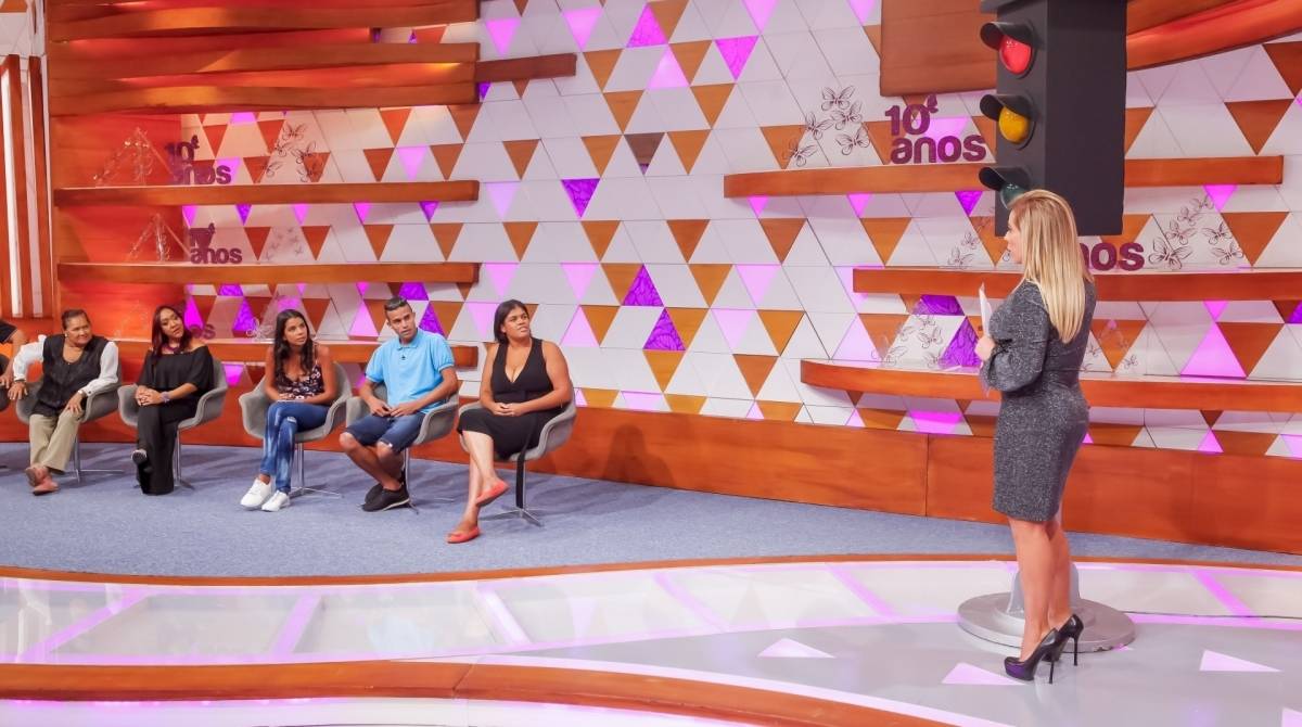 Christina Rocha comemora 10 anos do \'Casos de Família\', no SBT