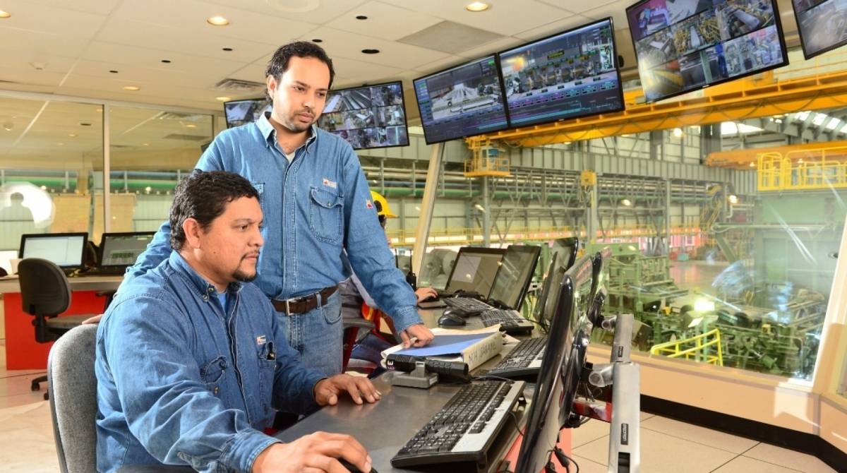 A unidade da siderúrgica Ternium em Santa Cruz: empresa gera mais de oito mil empregos na região - Divulgação