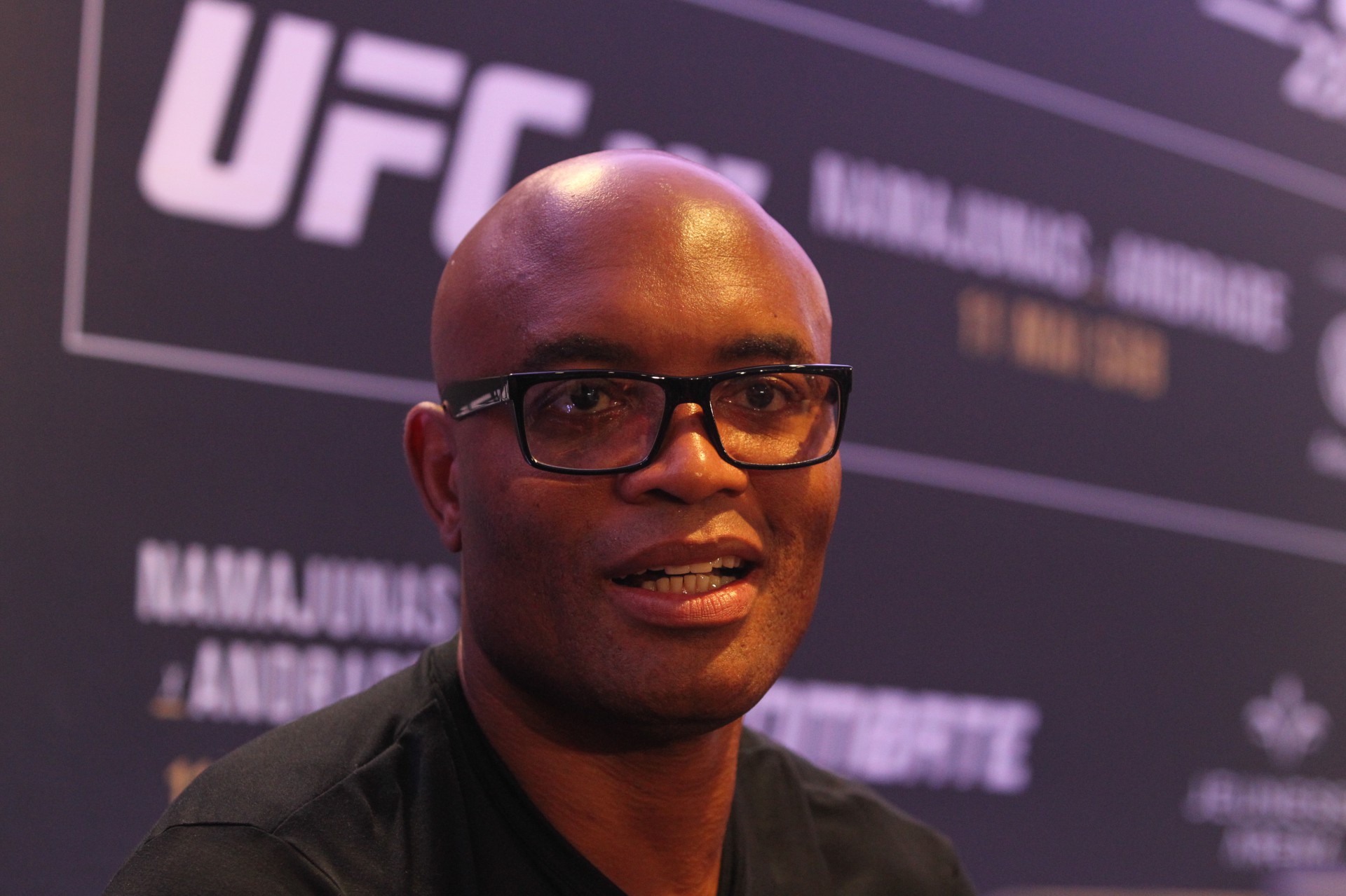 Ap&oacute;s deixar UFC, Anderson Silva tem luta de boxe marcada para junho