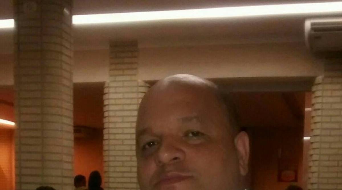 Marcio Fernandes Carpinter foi morto com tiro na cabe&ccedil;a na frente da mulher e duas filhas ap&oacute;s briga de tr&acirc;nsito - Reprodu&ccedil;&atilde;o 