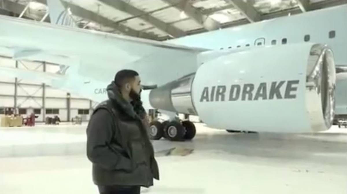 Drake mostra seu avião particular - Reprodução Internet
