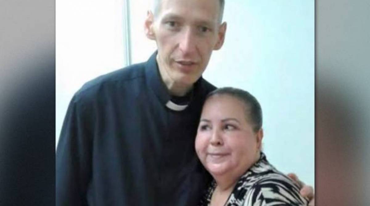 Padre Marcelo Rossi e Izaura Garcia: briga judicial termina em cadeia - Reprodução internet