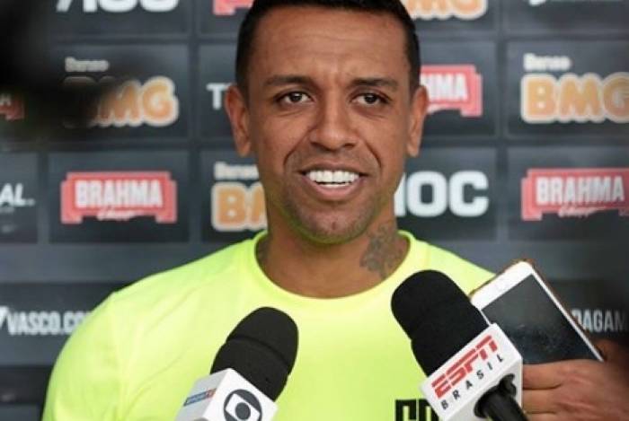 O goleiro SidÃ£o falhou na derrota do Vasco para o Santos