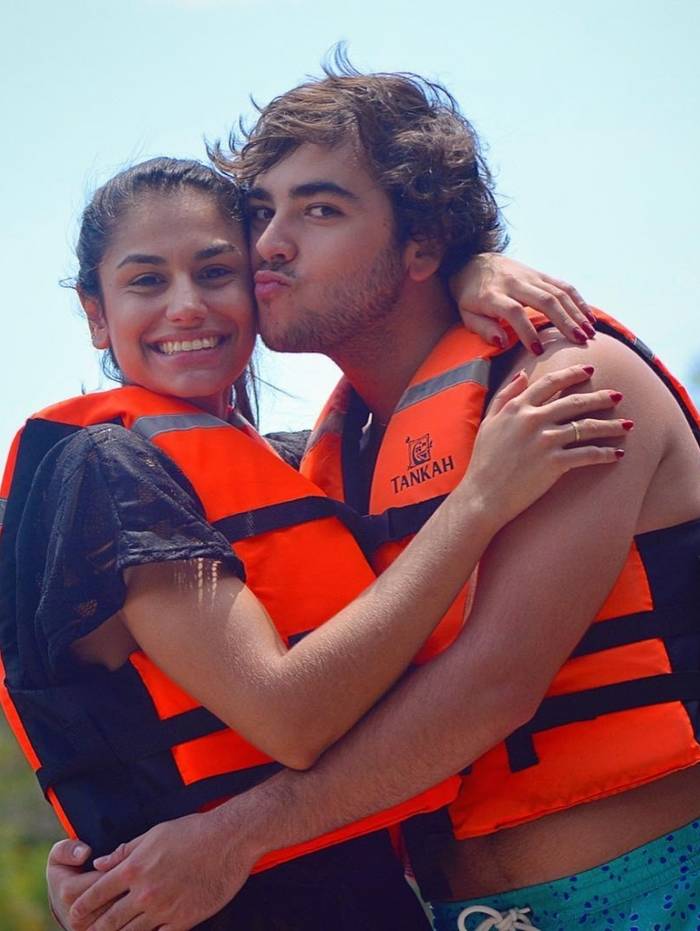 Luca Bueno com a namorada, Yasmin Vilela, em Cancún, no México