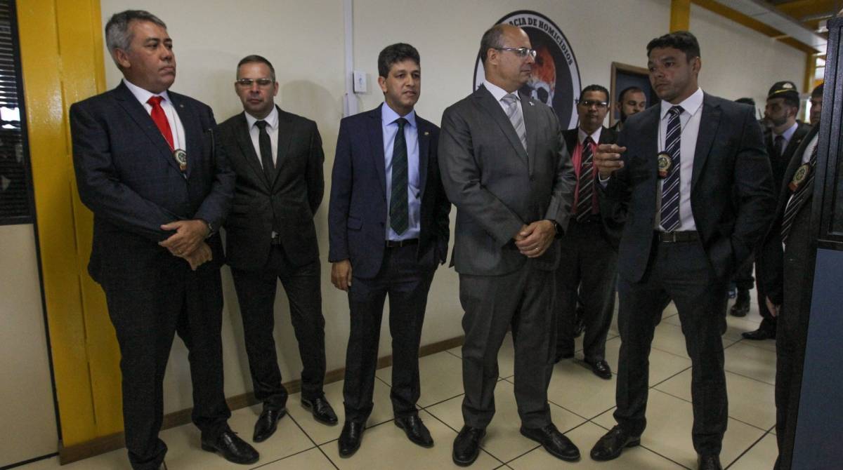 Rio de Janeiro (RJ), 15/05/2019, INAUGUACAO DA DHBF - Governador Wilson Witzel, esteve presente a Inauguracao da nova sede da Delegacia de Homicidios da Baixada Fluminense, Rio de Janeiro.Foto: Armando Paiva / Agência O Dia inaugyracao, DHBF, Delegacia de homicidios, Rio de Janeiro