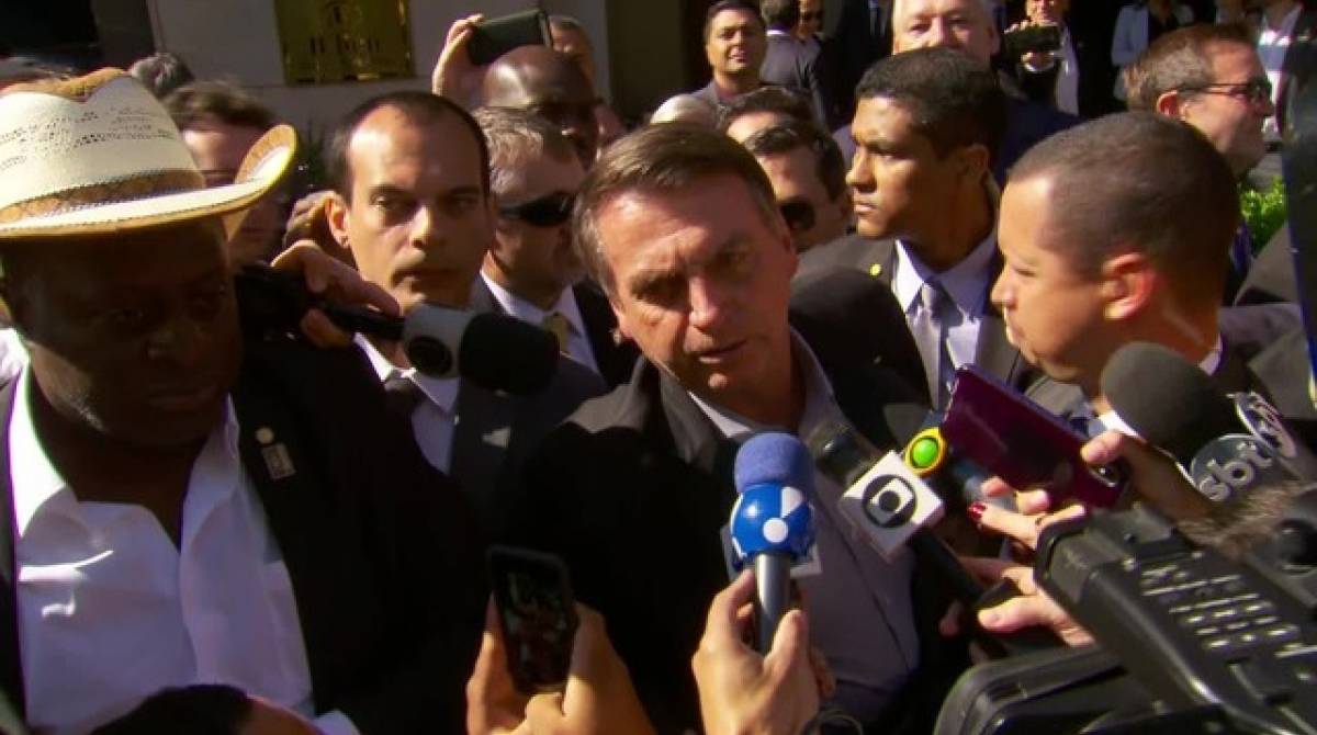 Em Dallas, Bolsonaro se encontrou com Bush - Reprodu&ccedil;&atilde;o/ GloboNews