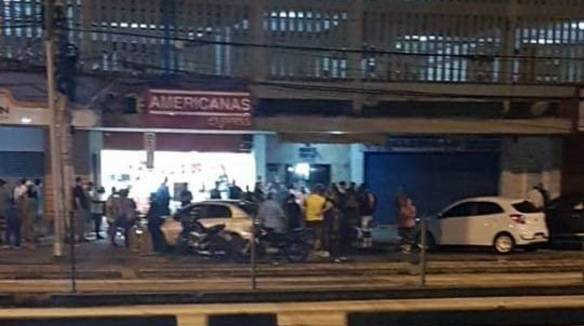 Caso aconteceu na principal via do bairro