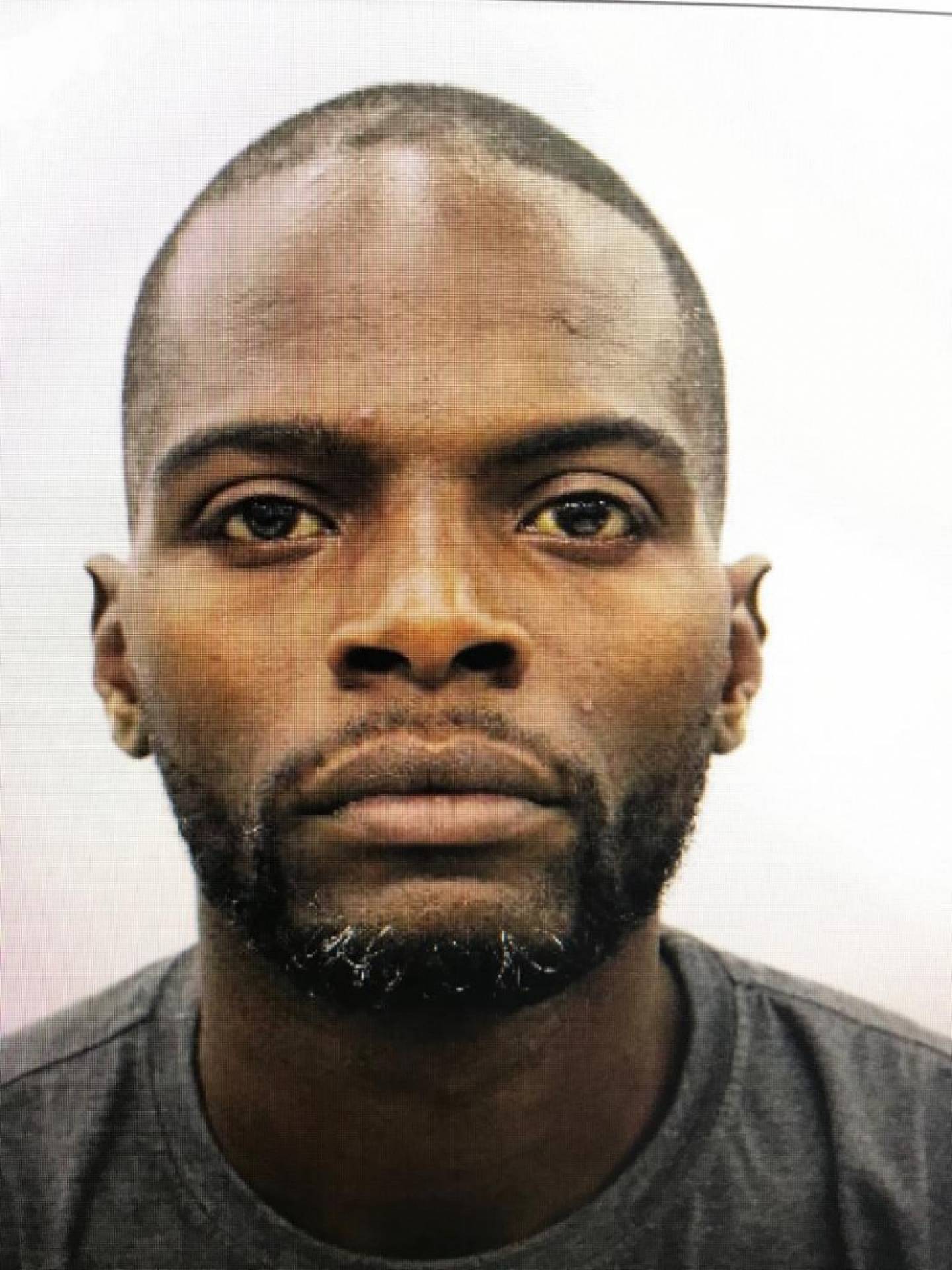 Amaury Ferreira da Silva Junior, conhecido como Jamaica, &eacute; terceiro homem na hierarquia do tr&aacute;fico da Vila Alian&ccedil;a - Reprodu&ccedil;&atilde;o / Internet