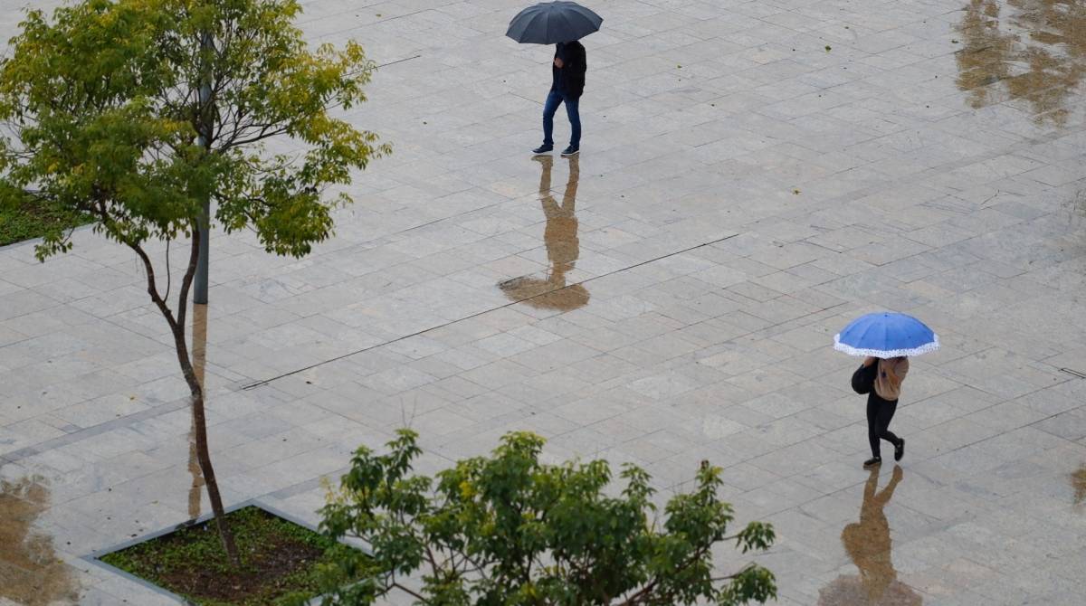 Chuca que atinge a cidade nesta quarta-feira pode ser de moderada a forte -  Gilvan de Souza/Ag&ecirc;ncia O Dia