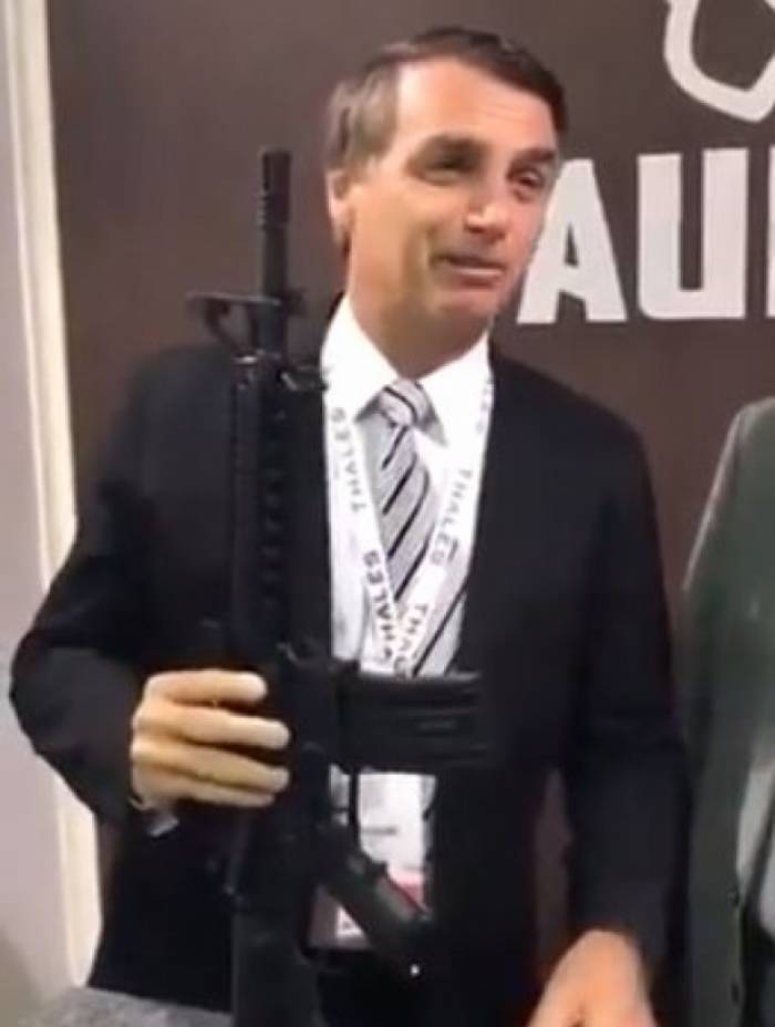 Taurus estava apenas esperando regulamentaÃ§Ã£o de decreto de Bolsonaro para comeÃ§ar a vender milhares de fuzis a civis