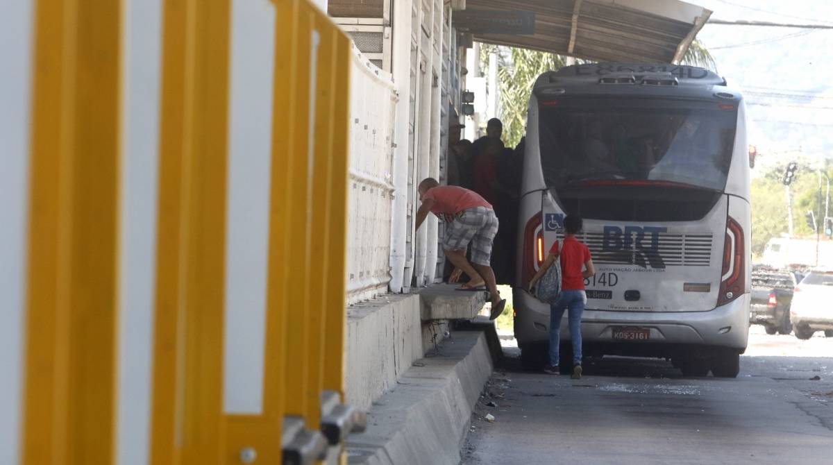 Fiscais v&atilde;o atuar no sistema de transporte a partir desta segunda - Reginaldo Pimenta / Ag&ecirc;ncia O Dia