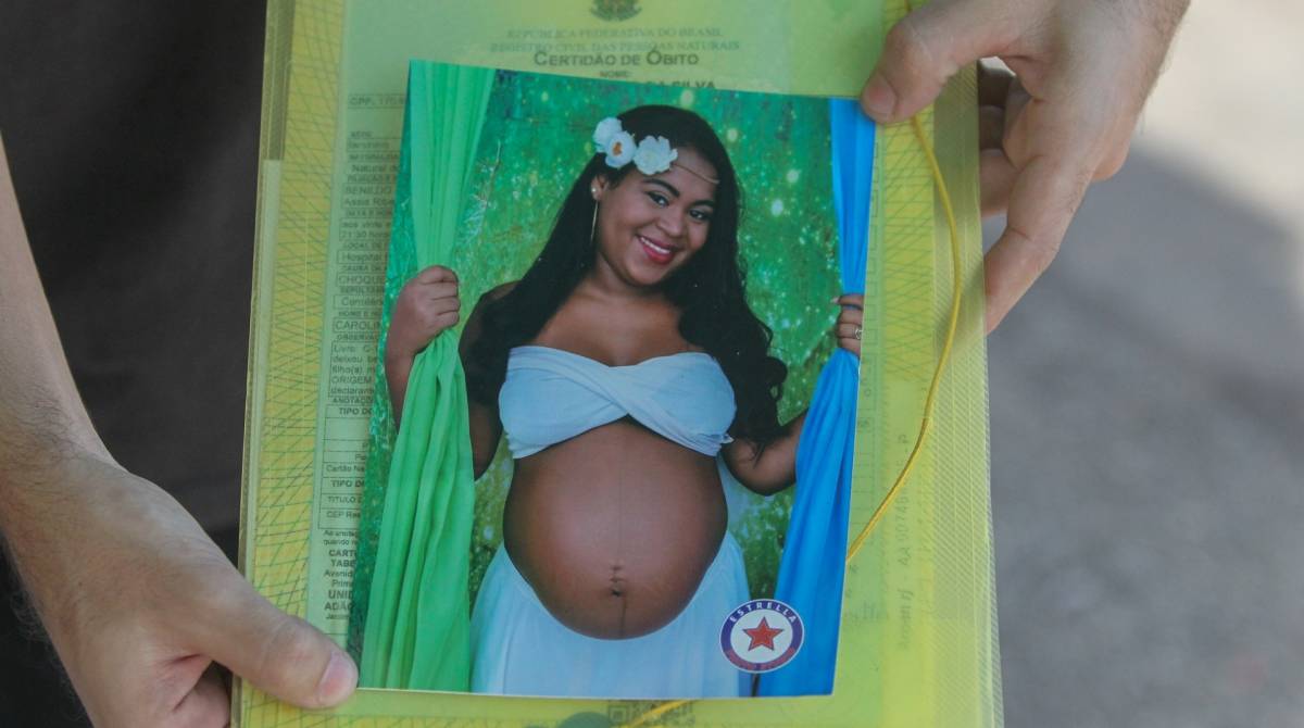 Leticia Ribeiro da Silva morreu na madrugada de ter&ccedil;a para quarta feira, ap&oacute;s dar entrada para realizar parto - Armando Paiva / Ag&ecirc;ncia O Dia