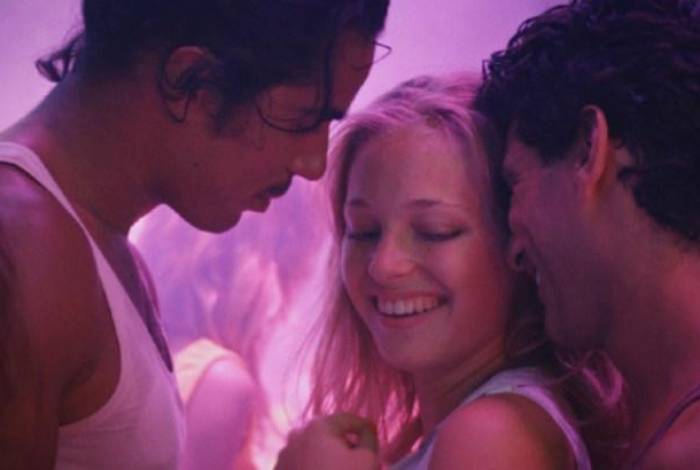 Filme no limite do porn&ocirc; disputa Palma de Ouro e escandaliza Cannes