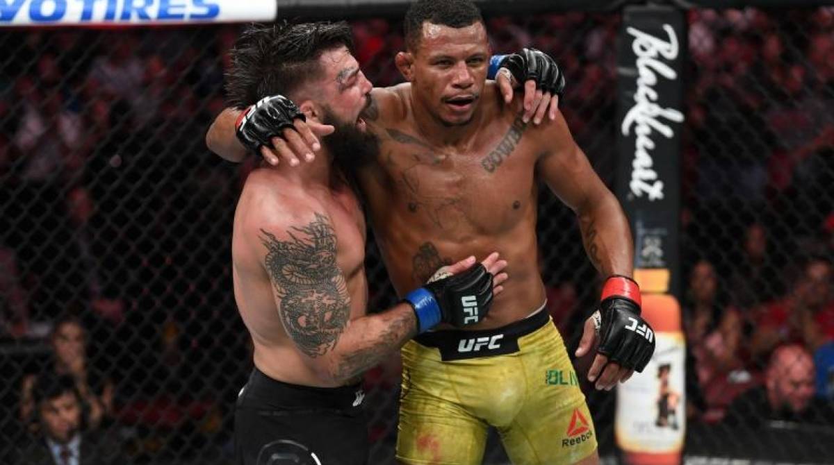 Agressor é lutador profissional