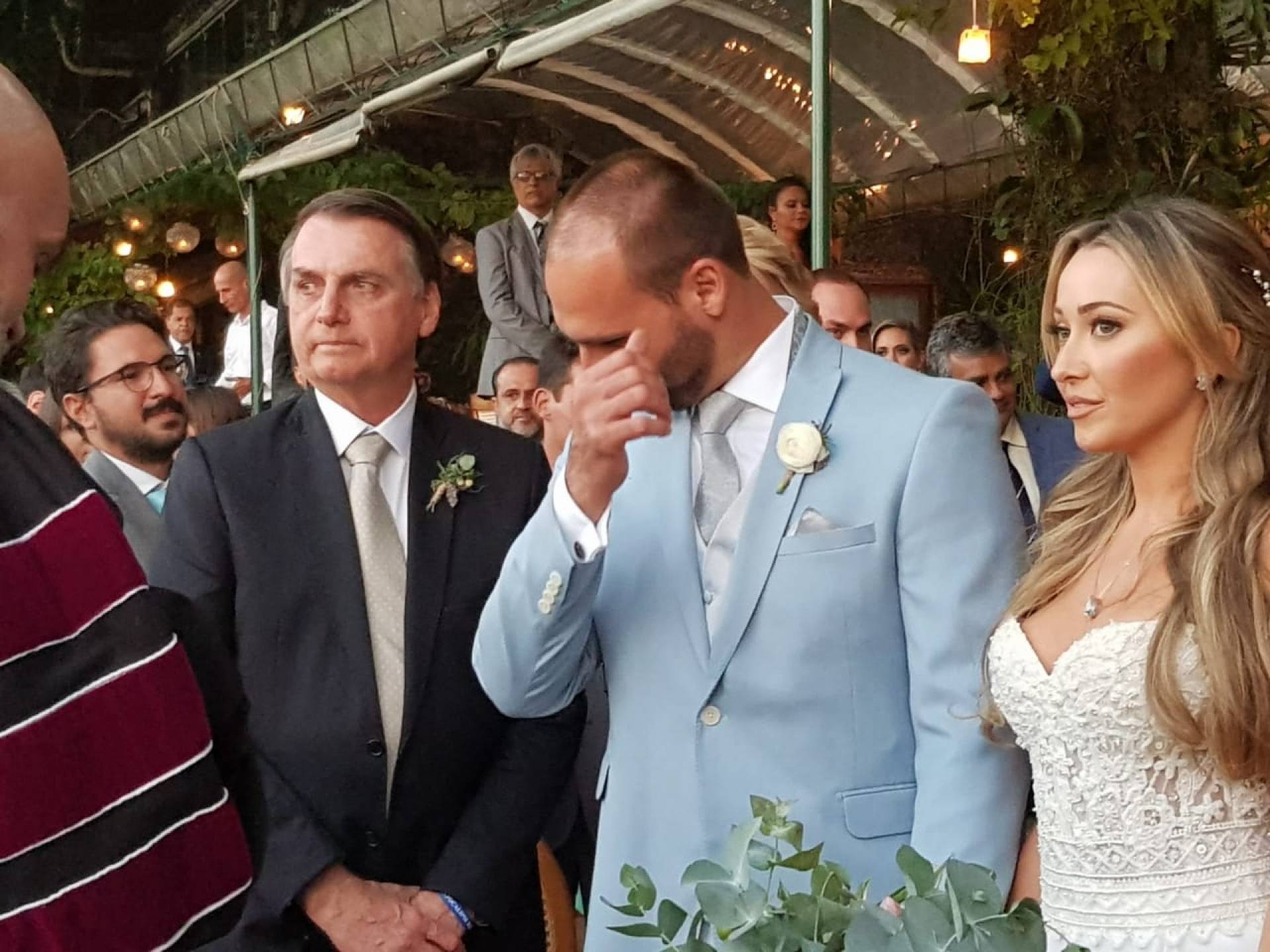 Vídeo Mostra Bastidores Do Casamento De Eduardo Bolsonaro Mh Geral