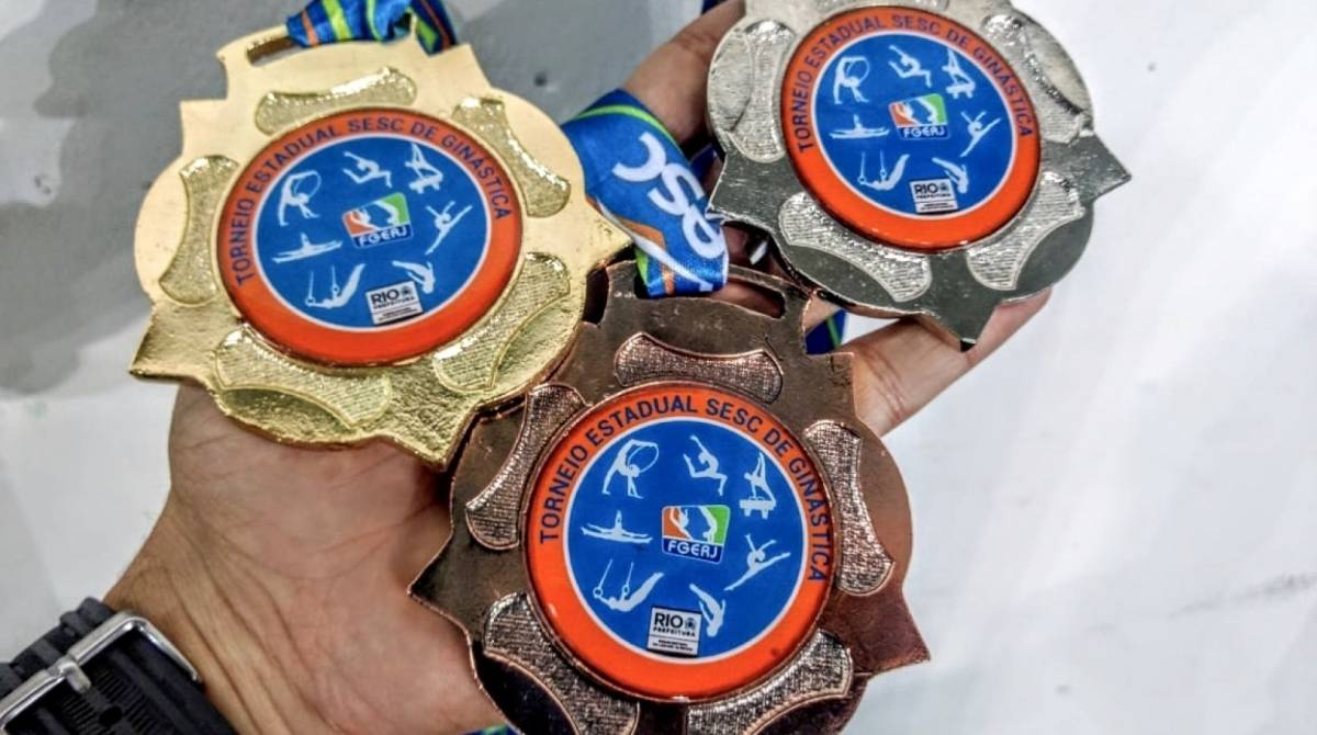 Nove atletas da Fundação Municipal de Esportes representaram Campos no Torneio Estadual de Trampolim, na Arena Carioca 3, no Rio. Três conquistaram o ouro, a prata e o bronze na categoria infantojuvenil