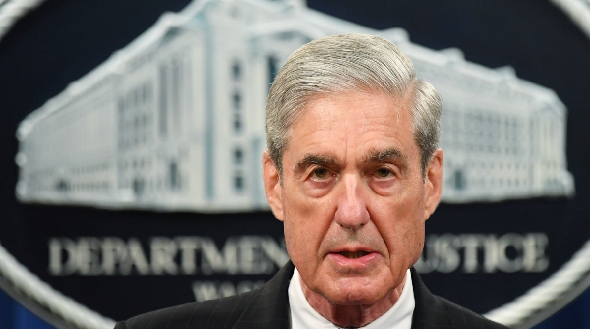Procurador especial Robert Mueller falou pela primeira vez sobre a investigação da interferência russa na eleição de Trump - MANDEL NGAN / AFP