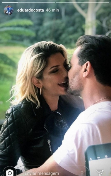 Antônia Fontenelle beija Eduardo Costa
