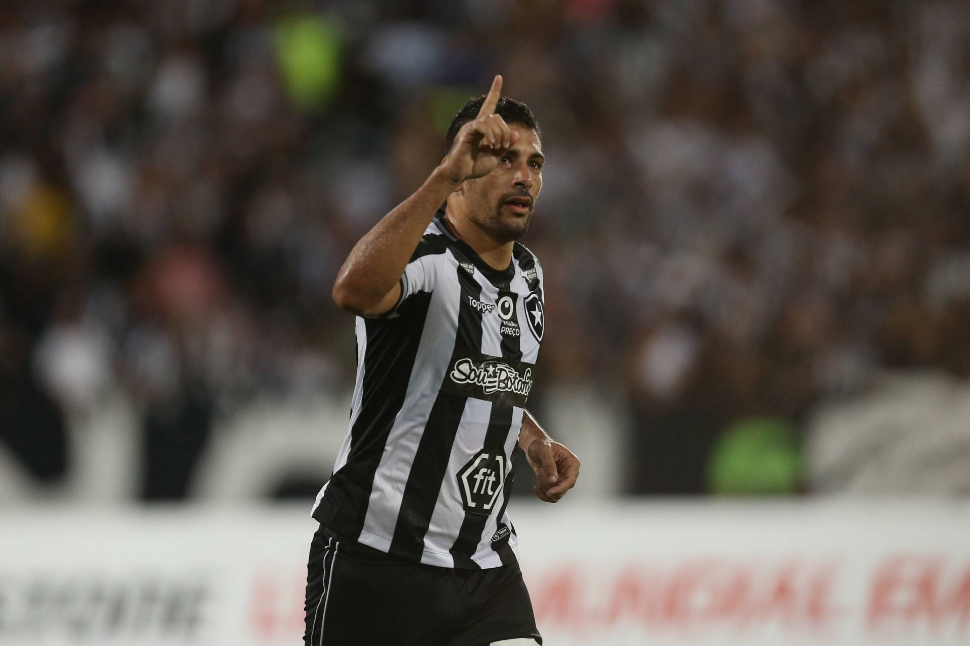 Diego Souza Acerta Rescisão De Contrato E Não Joga Mais Pelo Botafogo ...