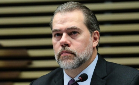 Toffoli dá prazo para Lula explicar MP que restabeleceu voto de qualidade no Carf