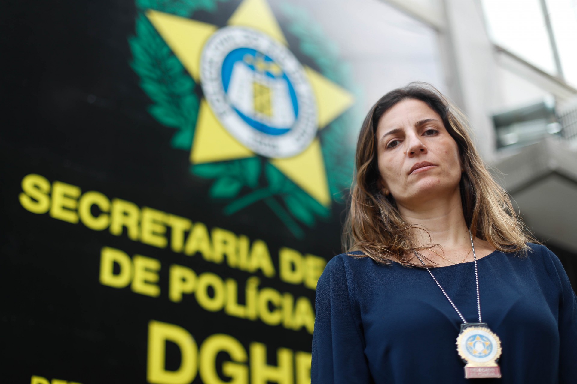 Delegada B&aacute;rbara Lomba, titular da DHNSGI, desarticulou mil&iacute;cias que atuavam em S&atilde;o Gon&ccedil;alo - Gilvan de Souza / Ag&ecirc;ncia O Dia