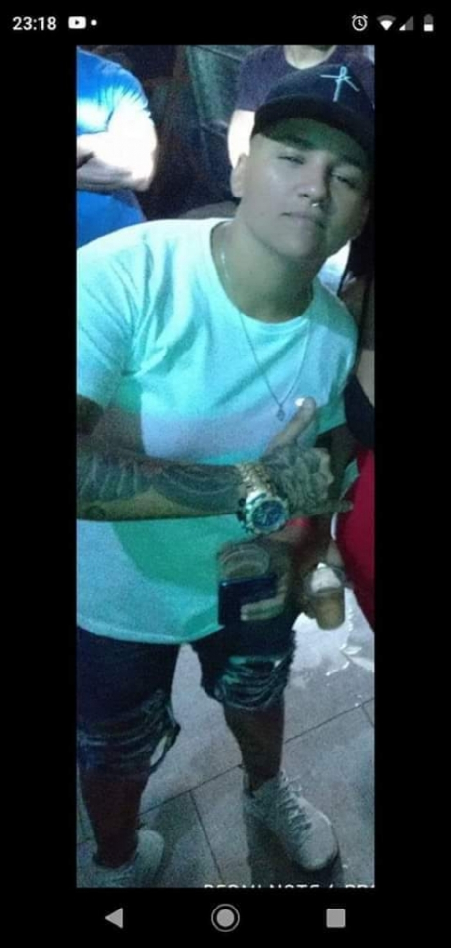 Joyce tirou foto dentro da boate em que estava no domingo